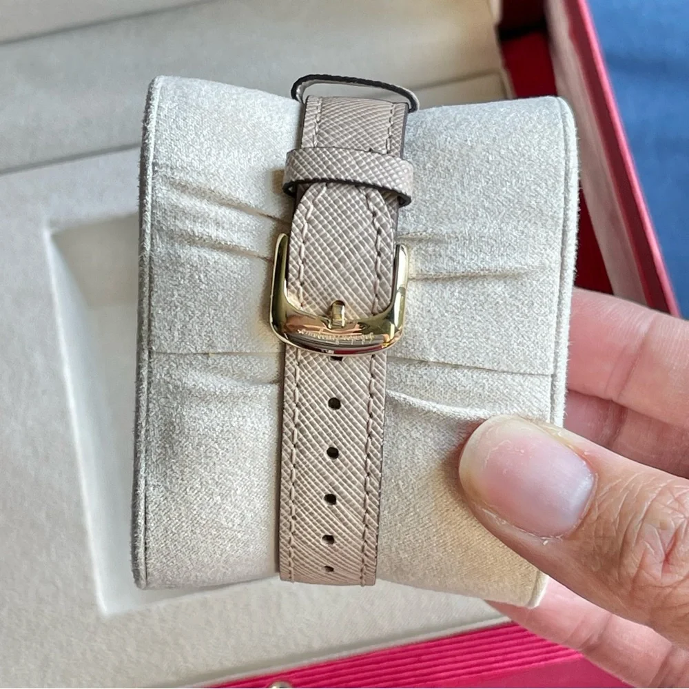 Salvatore Ferragamo Style Ladies Quartz Watch Pink Mother of Pearl Dial